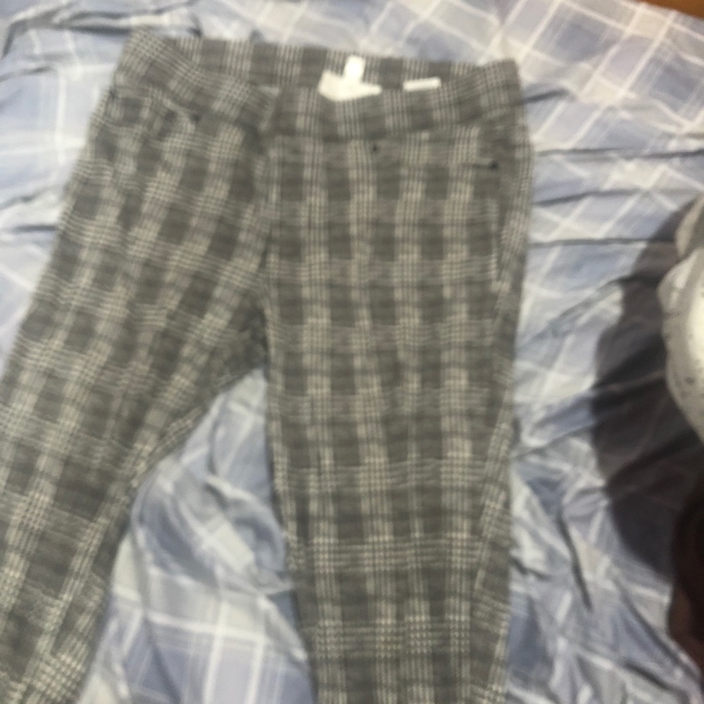 Patterned Pants - Picture 3 of 4